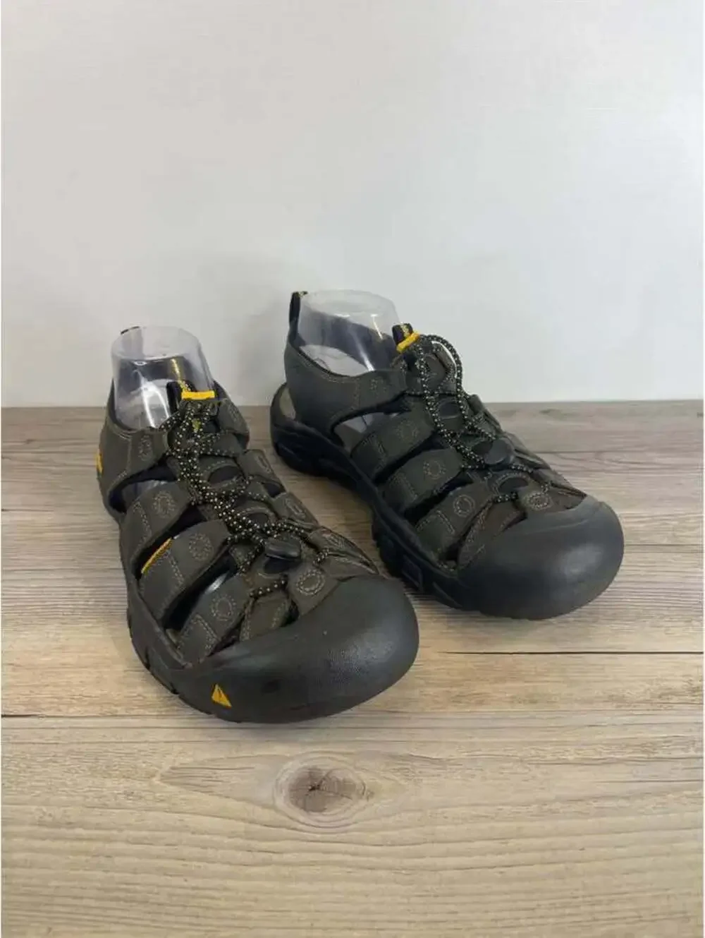 KEEN Newport H2 Waterproof Sandals Men's Size 10